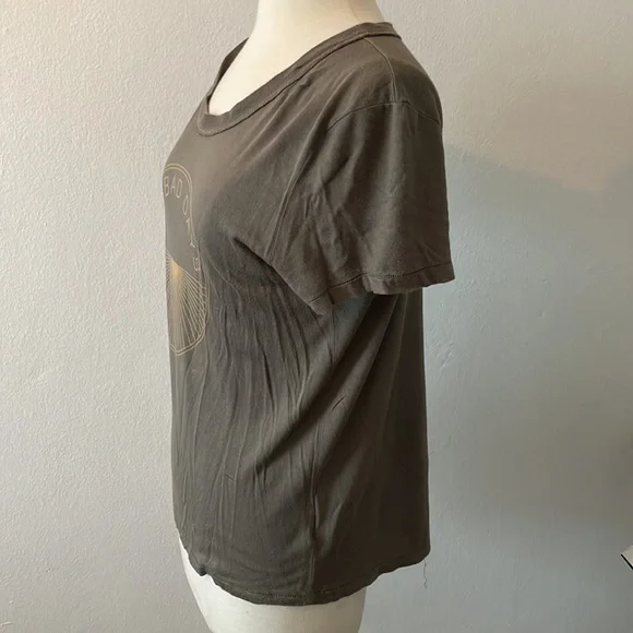 Truly madly deeply soft tee - Picture 3 of 6